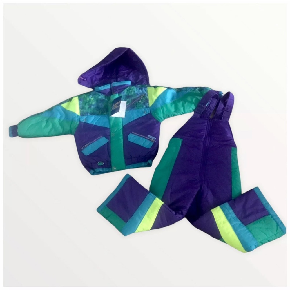 Ski suit